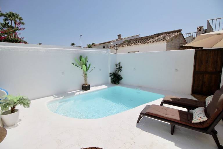 Dom Dénia