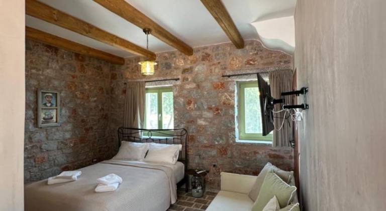 Arapis Rooms & Suites — photo 2