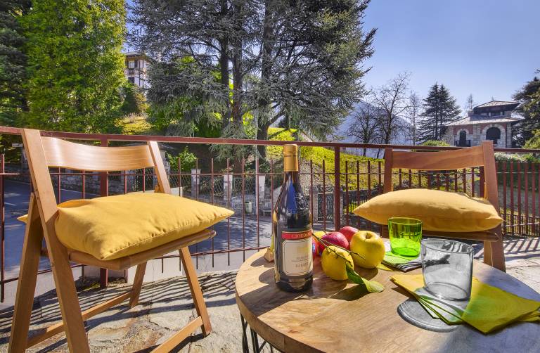 Appartamento Varenna