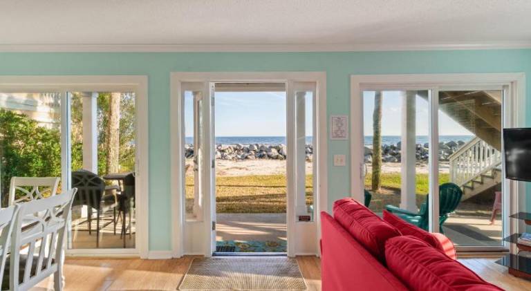 Vacation home | Beach nearby | Pet-friendly in St. Simons Island, GA