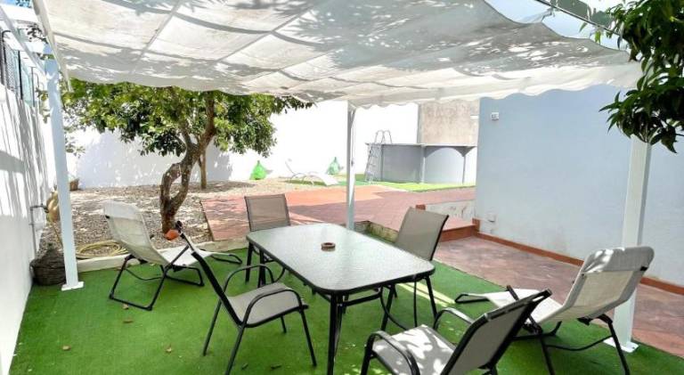 House with terrace, barbecue & yard — photo 5