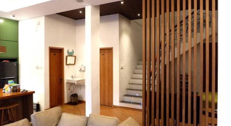 Villa with pool — photo 2