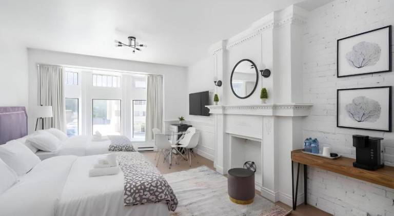 Lovely serviced apartment with terrace | Next to Mary | Pet-friendly — photo 2
