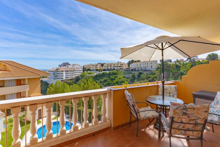 Fully equipped rental apartment with pool, terrace & garden | Sea view | Next to the beach | Pet-friendly — photo 2