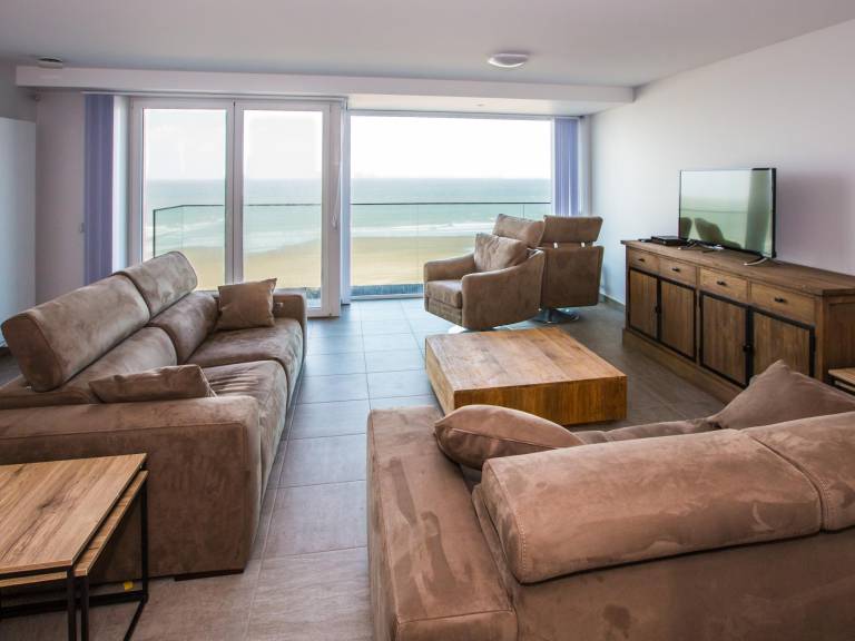 Beautiful apartment with phenomenal sea view in Middelkerke