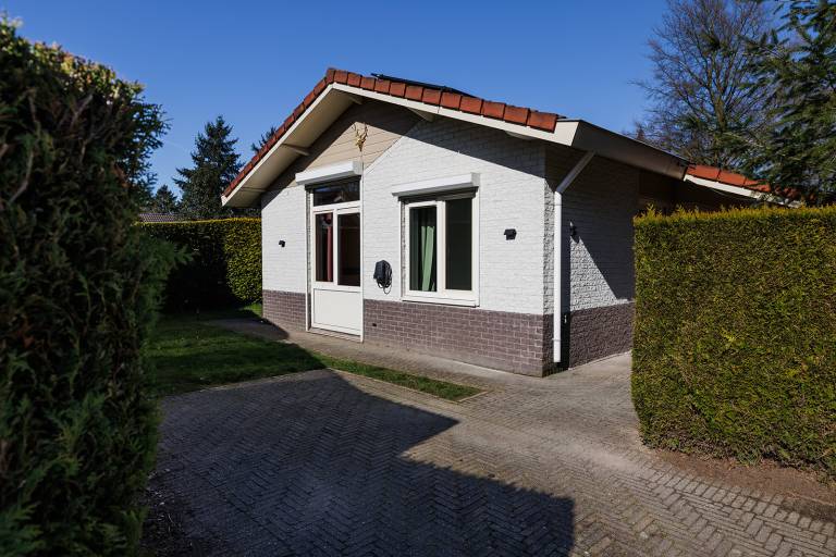 Het Gouden Hert Luxe vakantiehuis aan het bos