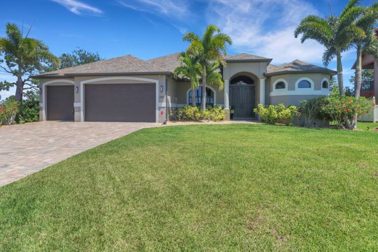 Tee Times and Tan Lines 1006 - Golf Course Pool/Spa Home — photo 2