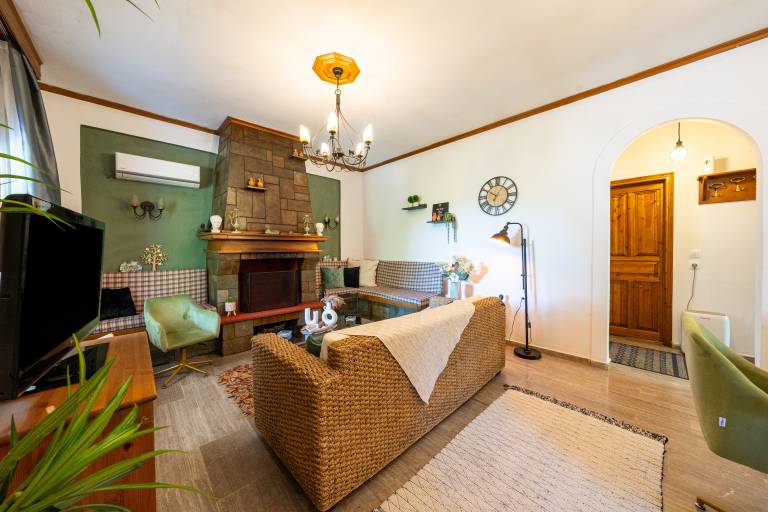 Holiday Home 'Theodora' with Mountain View, Wi-Fi and Air Conditioning — photo 2