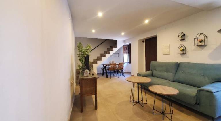 Vacation home with terrace — photo 3
