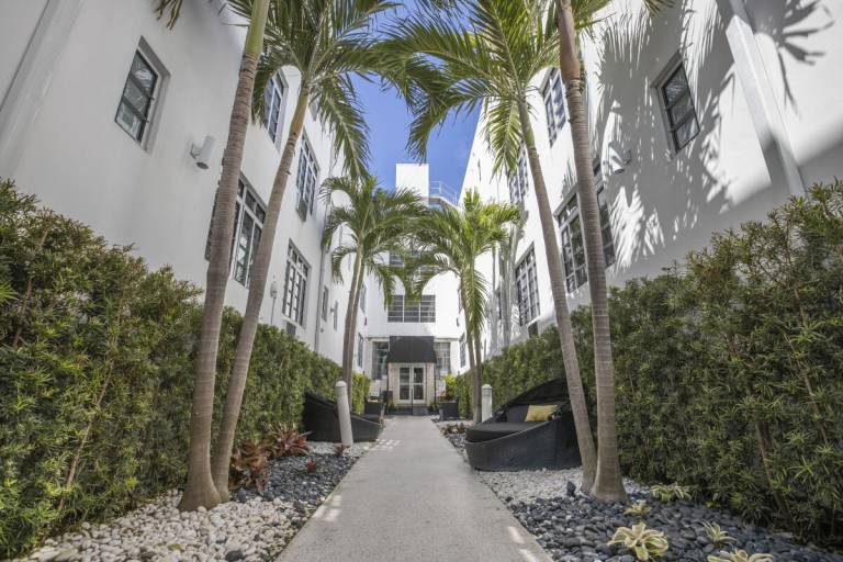 House  Miami Beach