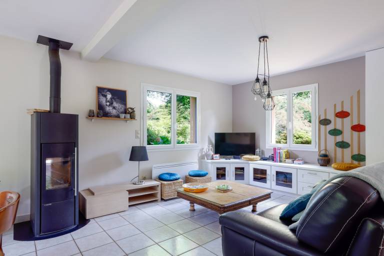 Holiday Home 'Au Milieu D'un Parc Arboré' with Private Terrace, Private Garden and Wi-Fi — photo 4