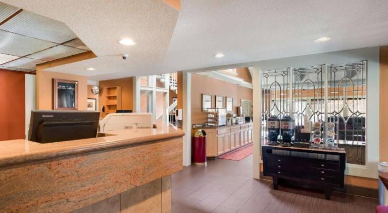 SenS Suites Livermore, SureStay Collection by Best Western — photo 5