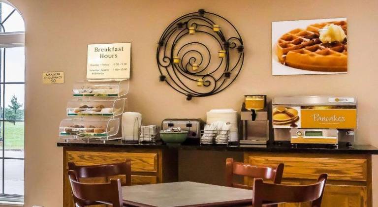 Quality Inn & Suites Chesterfield Village — photo 4