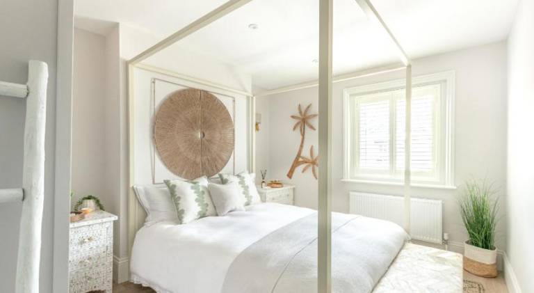 The Shell House (Sleeps 12 - 5 mins to Beach) — photo 2