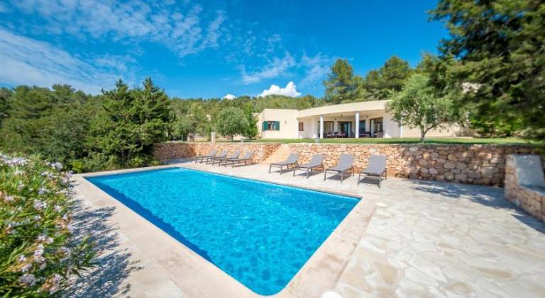 Fully equipped villa with terrace, yard & private pool | Pets are welcome in Sant Josep de sa Talaia