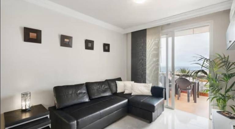 Holiday apartment with pool — photo 2