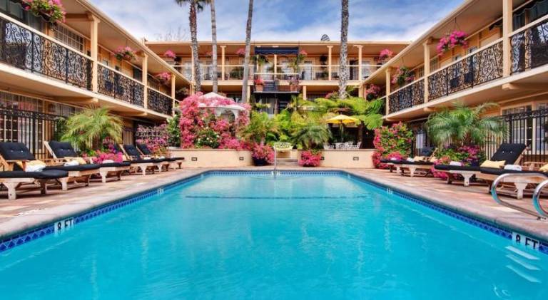 Villa with pool | Next to the beach | Pet-friendly — photo 2