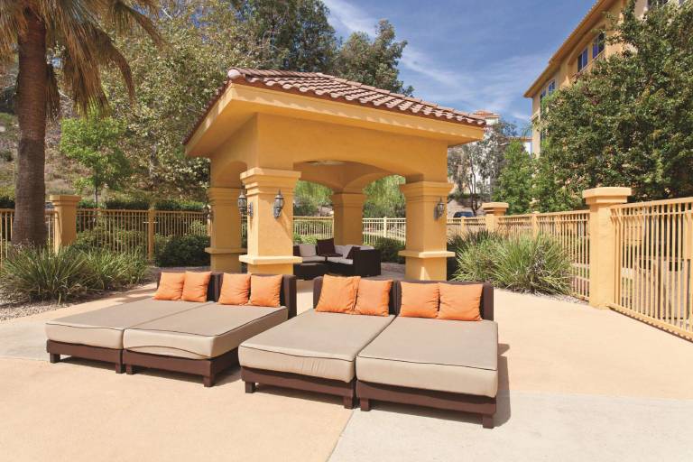 La Quinta Inn & Suites by Wyndham Santa Clarita — photo 5