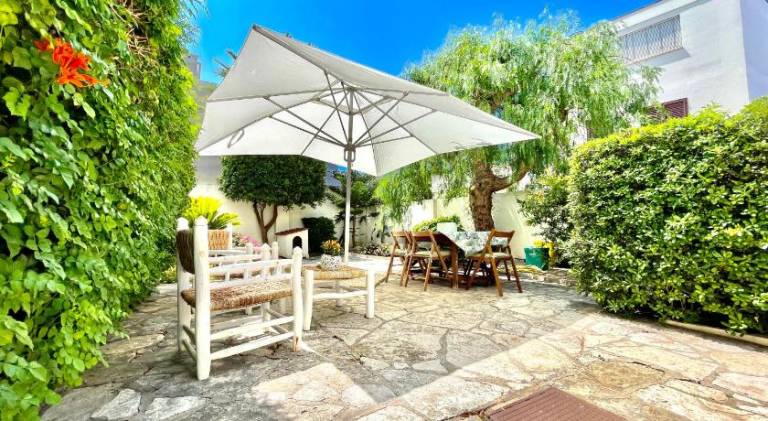 Vacation home with 2 rooms for 8 persons in Nardò