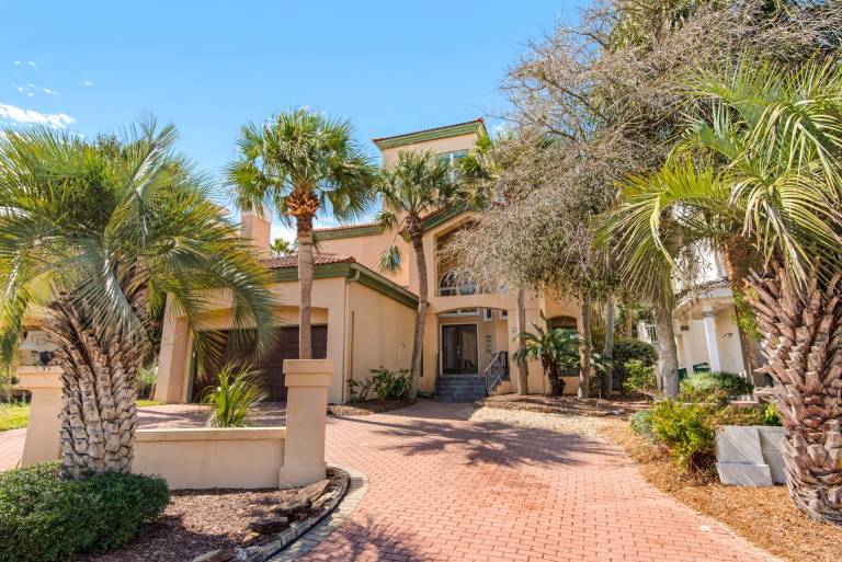 House  Miramar Beach