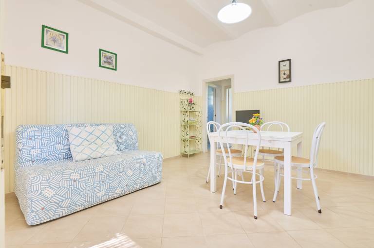 Apartment "Mare Etrusco 4" with Shared Garden & Wi-Fi in Piombino