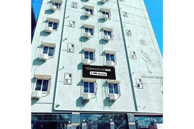 Townhouse Oak Hyderabad Central University