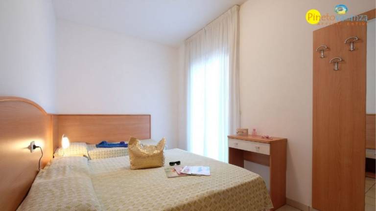 Apartment with 2 rooms for 6 persons — photo 2