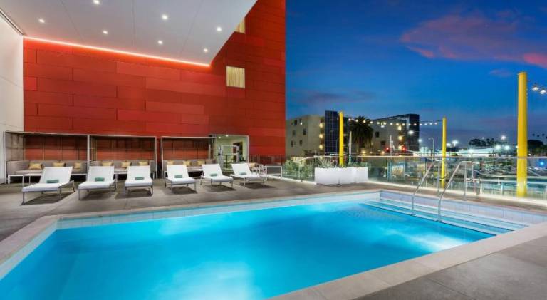 Courtyard by Marriott Santa Monica — photo 3