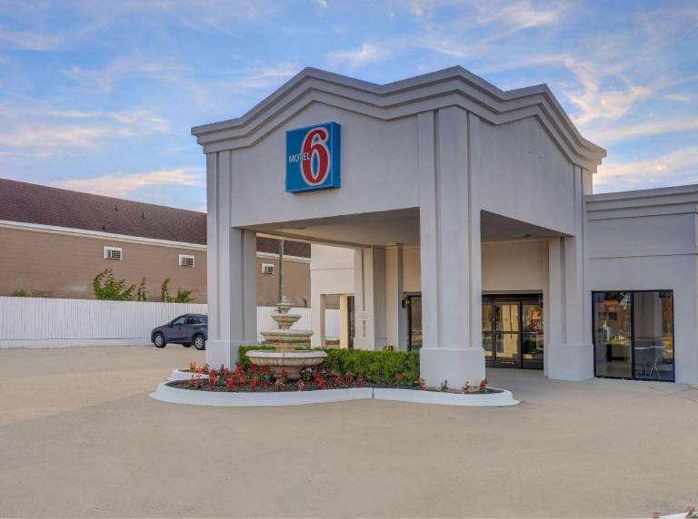 Motel 6 Jacksonville, NC in Jacksonville, NC