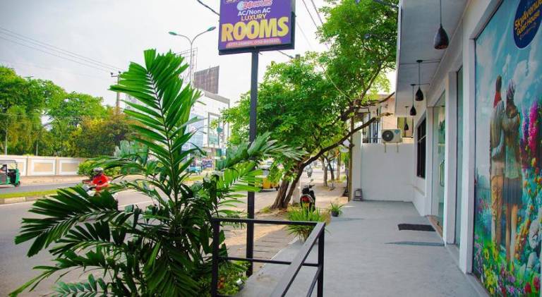 SkyAvenue Guest House