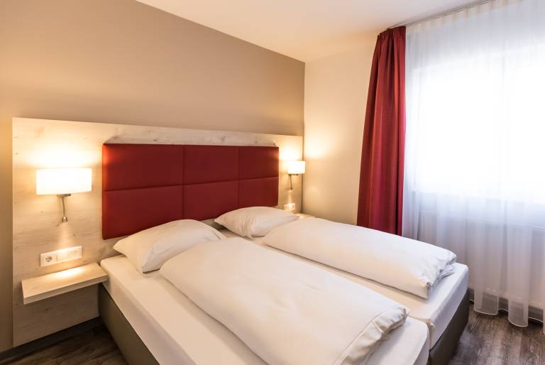 Doppelzimmer mit Ausblick in unser schönes Glonntal