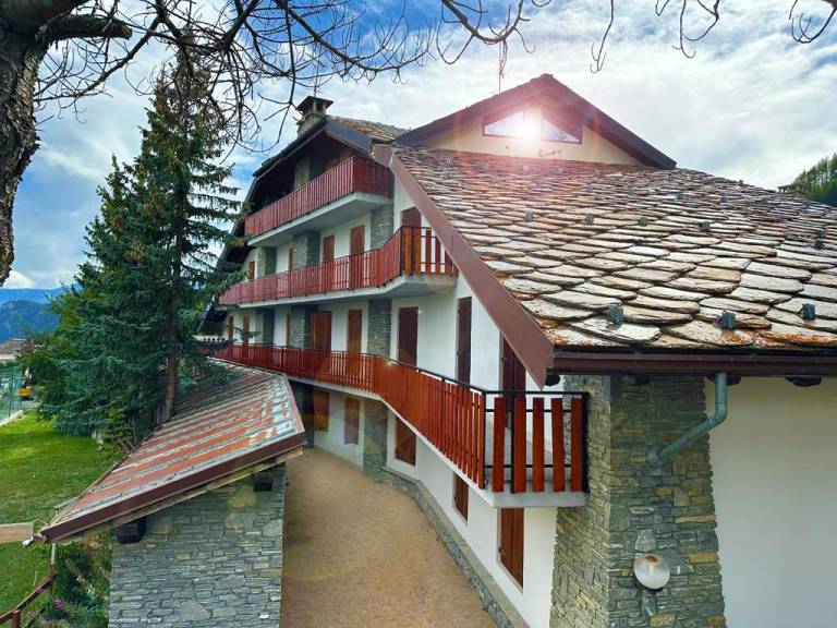 HOTEL DU SOLEIL — photo 2