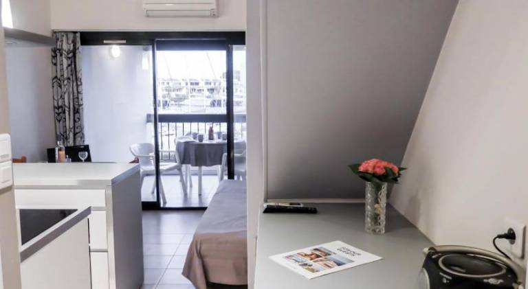 Holiday apartment with 2 rooms for 4 persons — photo 2