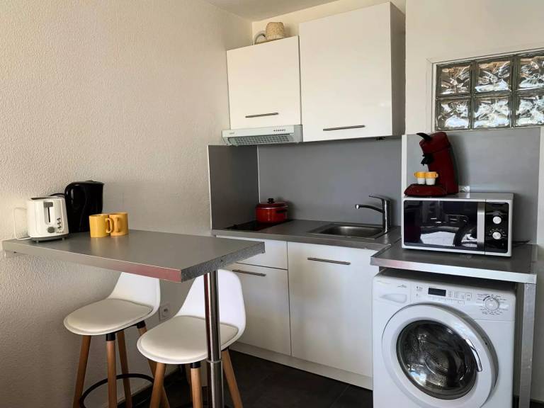 Holiday apartment with terrace — photo 5