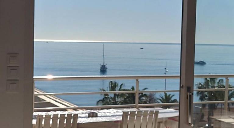 Beautiful holiday apartment | Beach nearby | Pets allowed in Fréjus