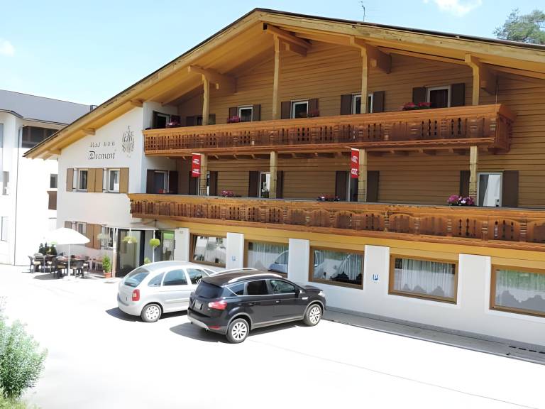 Chalet Hotel Diamant in San Martino in Badia