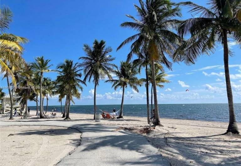 Condo Key Biscayne