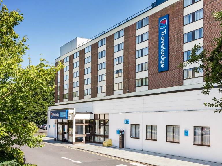 Travelodge Gatwick Airport Central in Horley