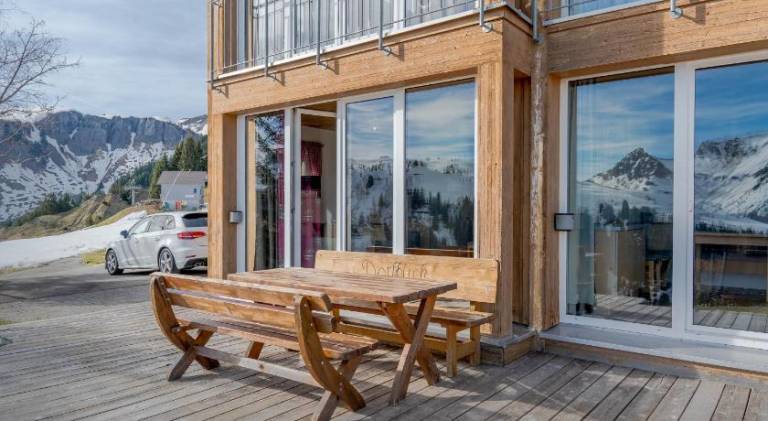 Apartment with sauna, terrace & yard — photo 4