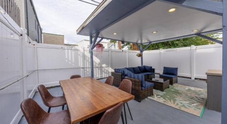 7BR 5BTH House Steps to Bars Dining NYC Access with GameRm Backyard with BBQ and Parking — photo 5