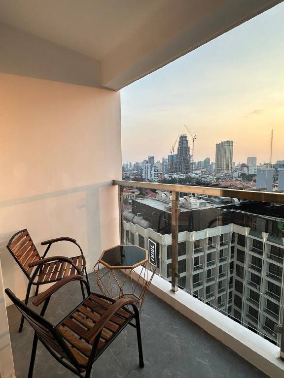 MetroStay The 9th-Floor Hangout CityView Escape — photo 3