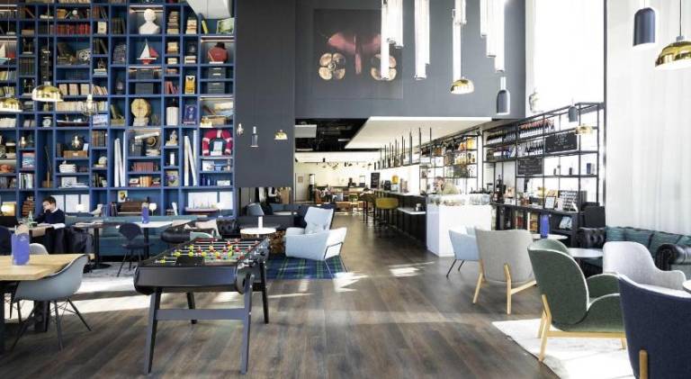 Ibis Styles Saint Nazaire Centre Gare in Trignac