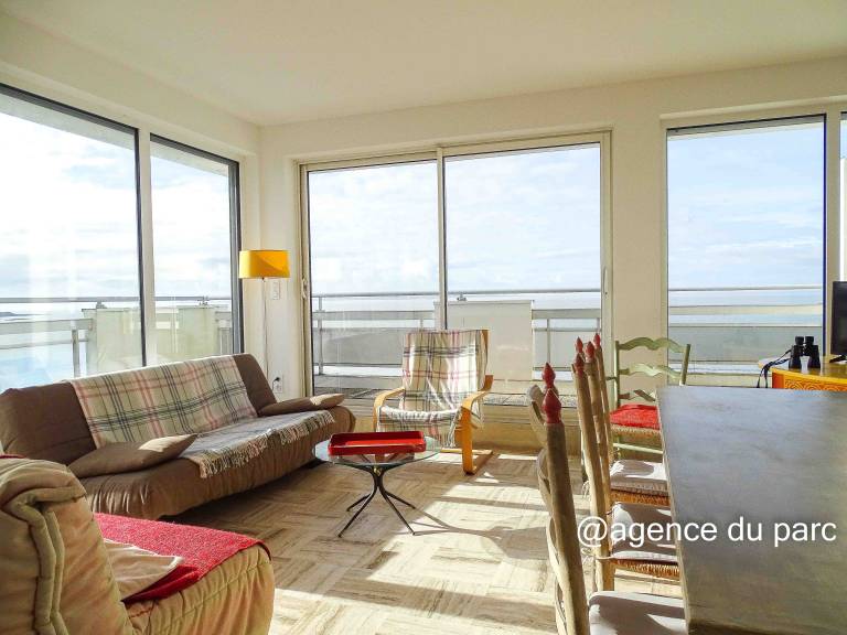 Wonderful rental apartment with terrace | Beach view | Next to the beach | Pet-friendly — photo 4