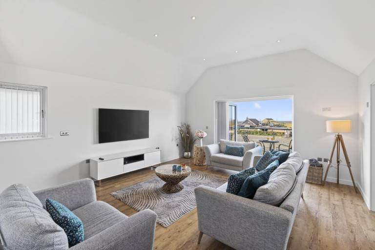 Fully equipped lovely cottage with barbecue, garden & jacuzzi | Water view | Pet-friendly in Bideford