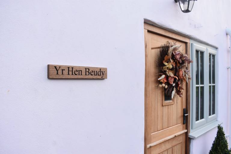 Yr Hen Beudy, Barn Conversion, Sleeps 4, Dogs Ok — photo 2