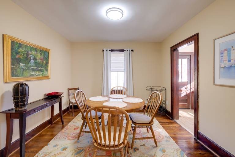 Walk to Main St & Campus! Dtwn Radford Home — photo 3