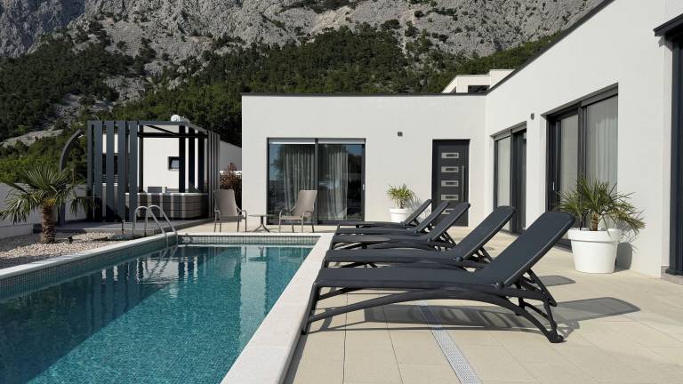 Villa Bast