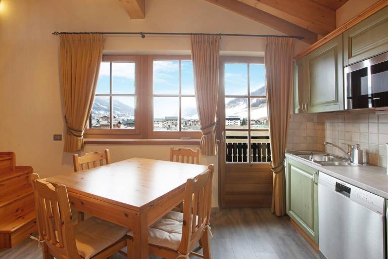Apartment 'Rododendro' with Mountain View, Shared Garden and Wi-Fi — photo 3