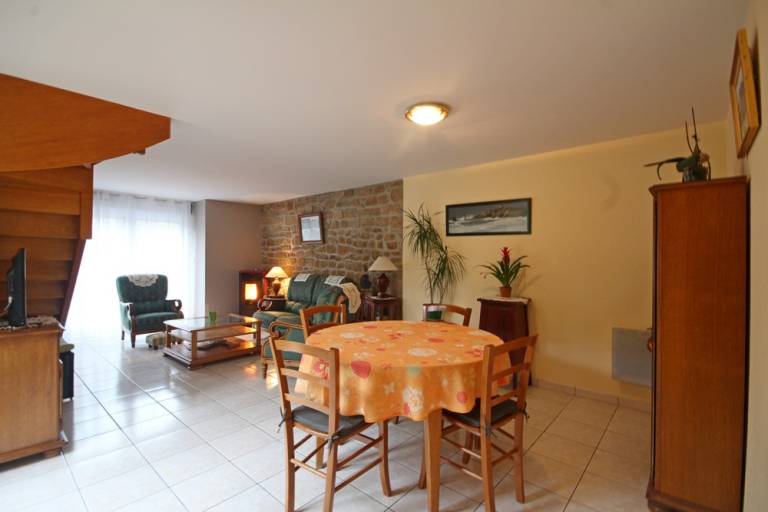 Gite with patio & garden — photo 4