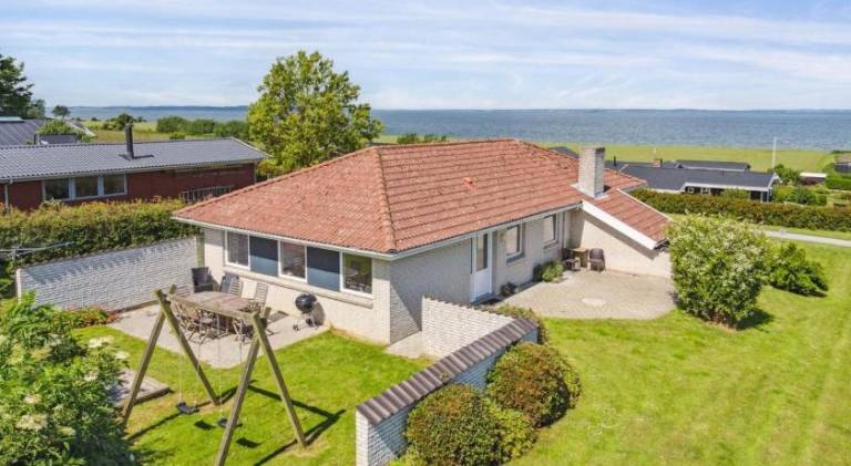 Vacation home with pool in Bogense
